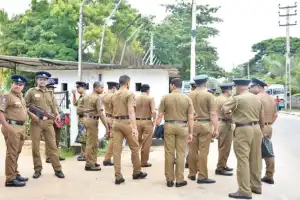 இருவேறு பகுதிகளில் பரப்புரையில் ஈடுபட்ட கஜேந்திரகுமார் மற்றும் பார்த்திபன் பொலிஸாரினால் கைது