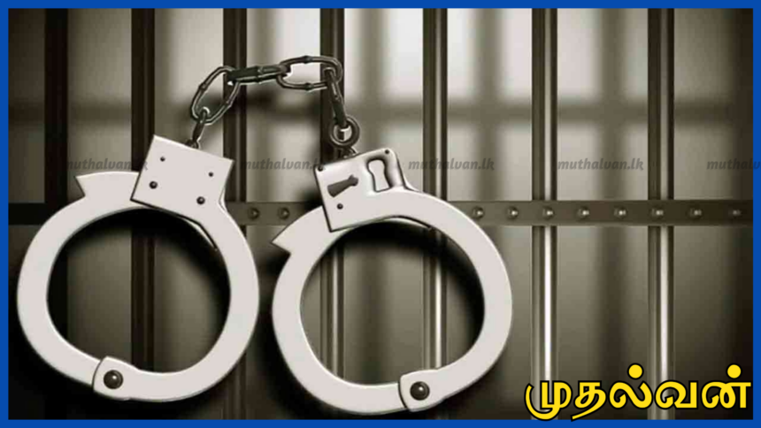 மோட்டார் சைக்கிள் திருட்டு, தங்கச் சங்கிலி பறிப்பு: வரக்காபொலையில் மூவர் கைது 1 மோட்டார் சைக்கிள் திருட்டு, தங்கச் சங்கிலி பறிப்பு: வரக்காபொலையில் மூவர் கைது