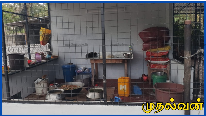 பருத்தித்துறையில் உணவக உரிமையாளருக்கு ரூ.1 லட்சம் அபராதம் – சுகாதார விதிமீறல் 1 பருத்தித்துறையில் உணவக உரிமையாளருக்கு ரூ.1 லட்சம் அபராதம் – சுகாதார விதிமீறல்
